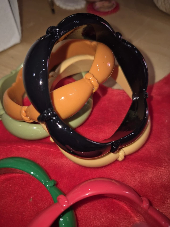 Lot De 6 BRACELET vintage  bakelite Com Neuf Vert Noir Rouge Kaki Beige Chameau  - Photo 3/4