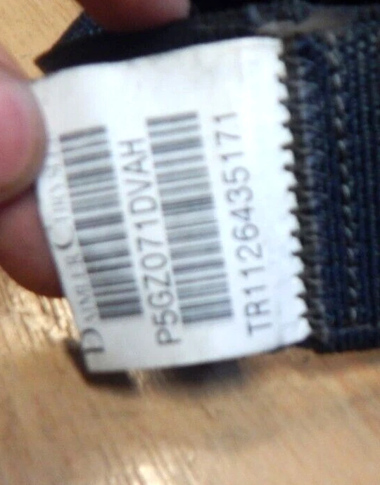 2002 - 2007 JEEP CHEROKEE KJ MK3 LIBERTY FRONT SEAT BELT N/S PASSENGER LEFT SIDE - Image 4 of 4