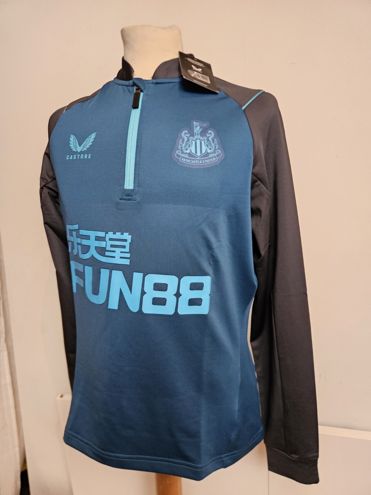 Newcastle United Training Jacket Ink Blue Premium Pullover Top UK 12 #