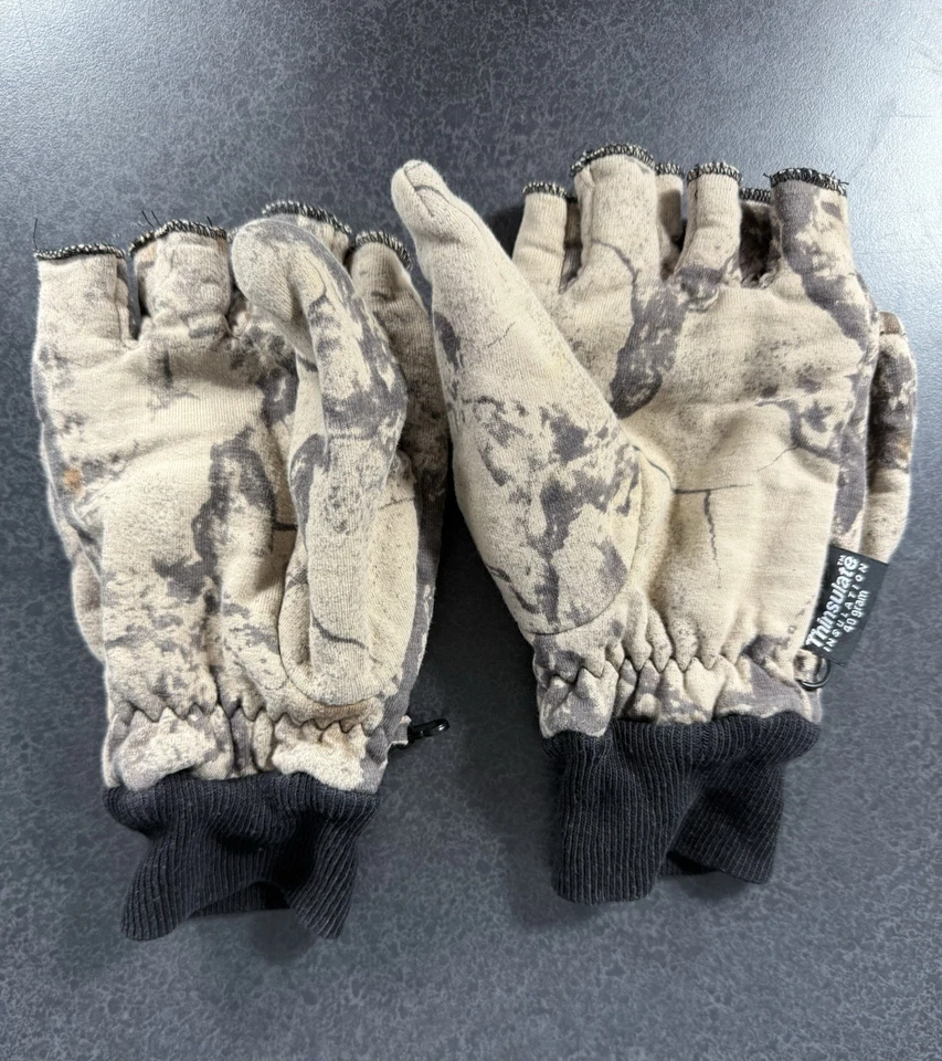 WhiteWater Outdoors Thinsulate Insulation 40gram Camo Hunting Gloves Men’s 1Size - Image 3 of 4