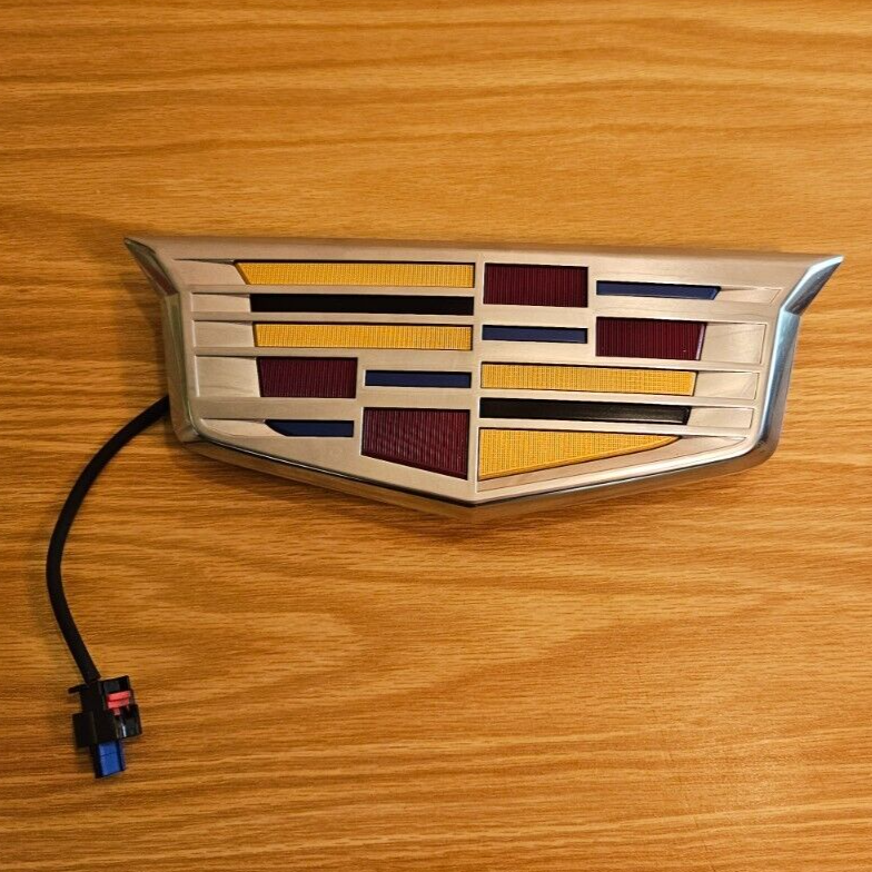 2021-2024 Cadillac Escalade Rear Liftgate Emblem/Button - P/N - 813179439