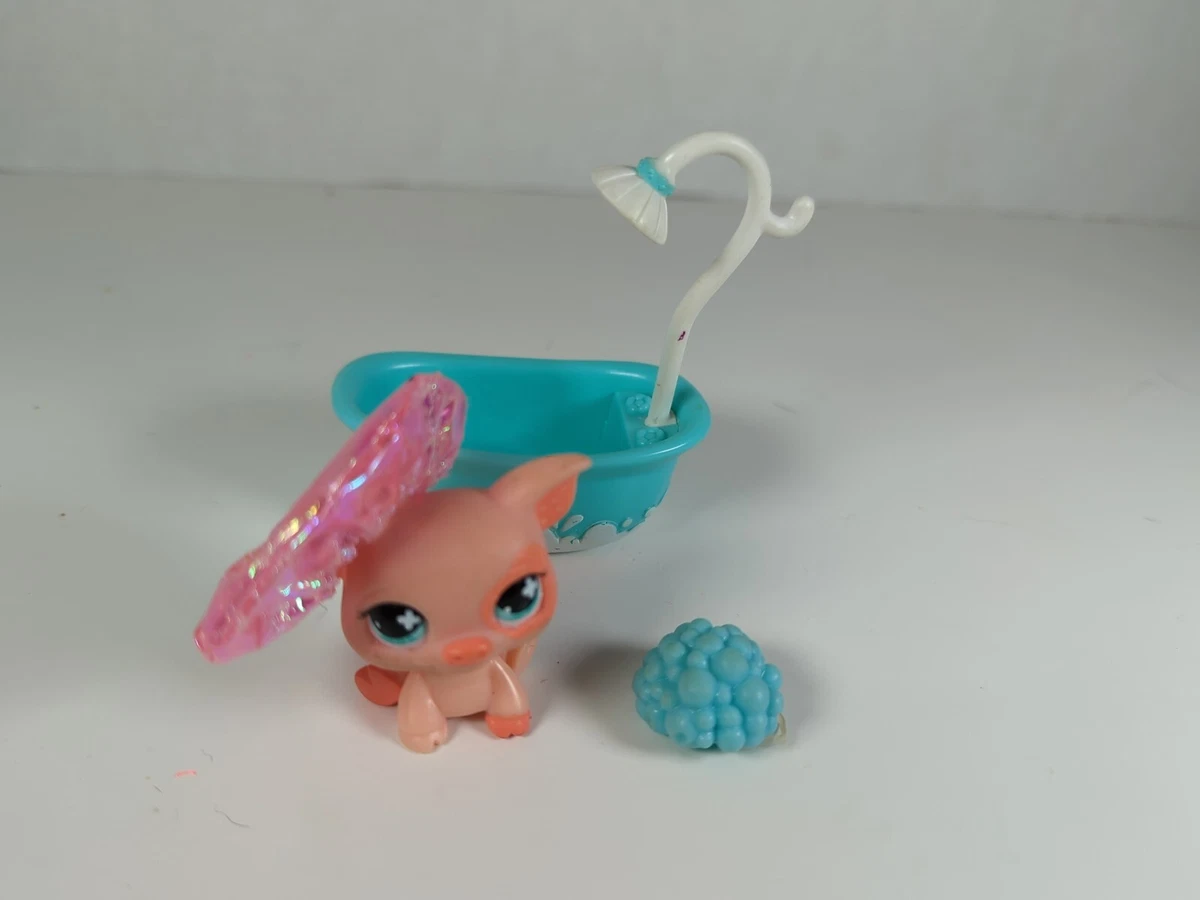 Littlest pet on sale shop bathtub