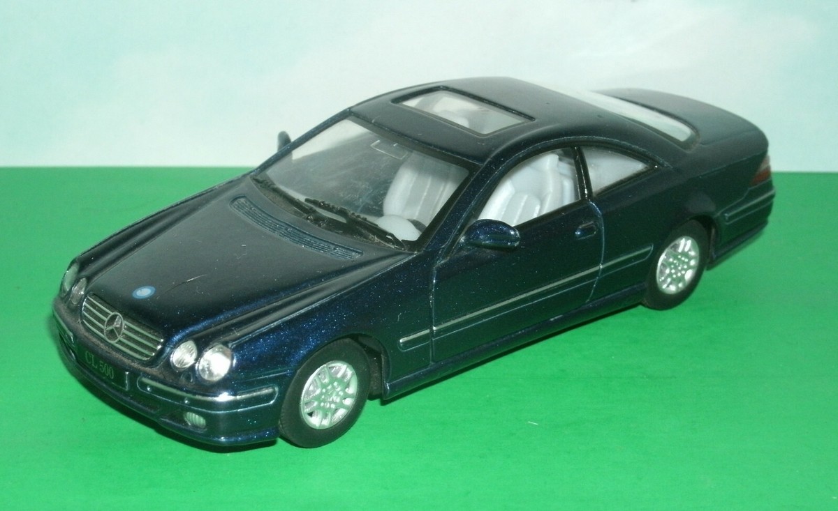 メルセデス ベンツ CL-KIasse ミニカー 1/38 Scale 1999 Mercedes-Benz CL500 Diecast Car CL-Class
