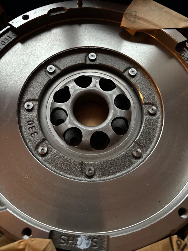 New DMF Sachs 2294001899 OE 0532X7  Citroen C4,C5 Picasso 2.0 HDI 2004-11 BNIB - Image 3 of 4