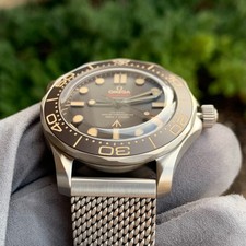 Omega Seamaster 007 Edition Titanium Divers Wristwatch Ref. 210.90.42.20.01.001 10