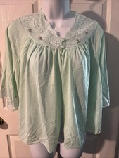 VTG Shadowline Bed jacket pale Green Embroidered Rosebuds Lace Sz Medium