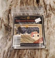 Vintage Mill Hill Buttoned Holiday Pins Counted Glass Bead Pin Kit-Let It Snow