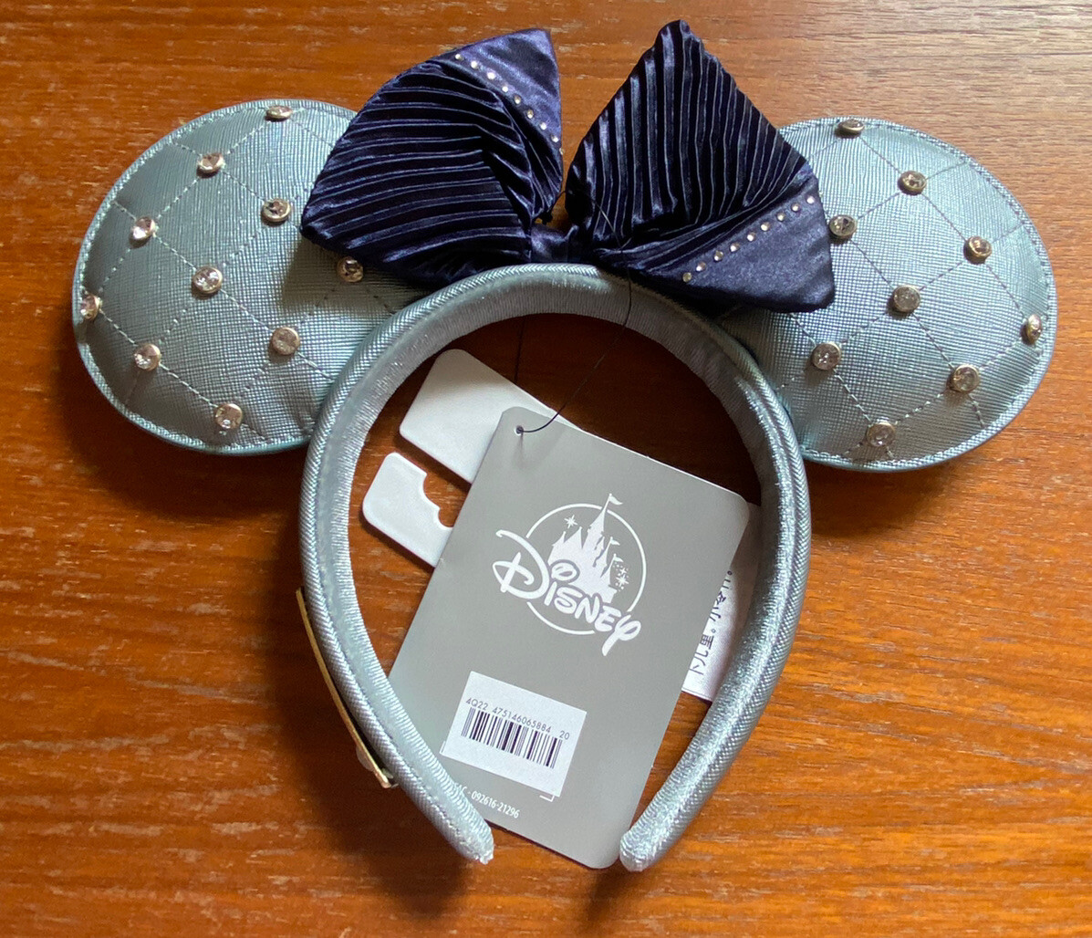 Loungefly Disney Wish Inaugural Sailing Cruise Line Minnie  display picture 1