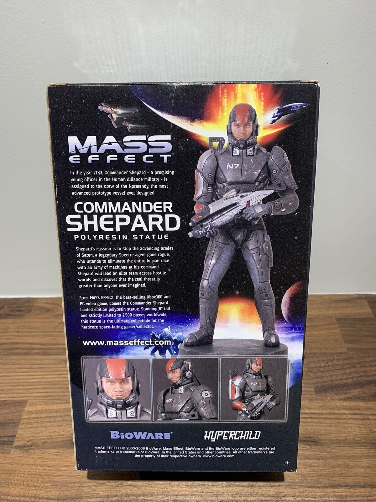 Mass Effect Trilogy Reaper War Challenge Coin 2 N7 Shepard Figure