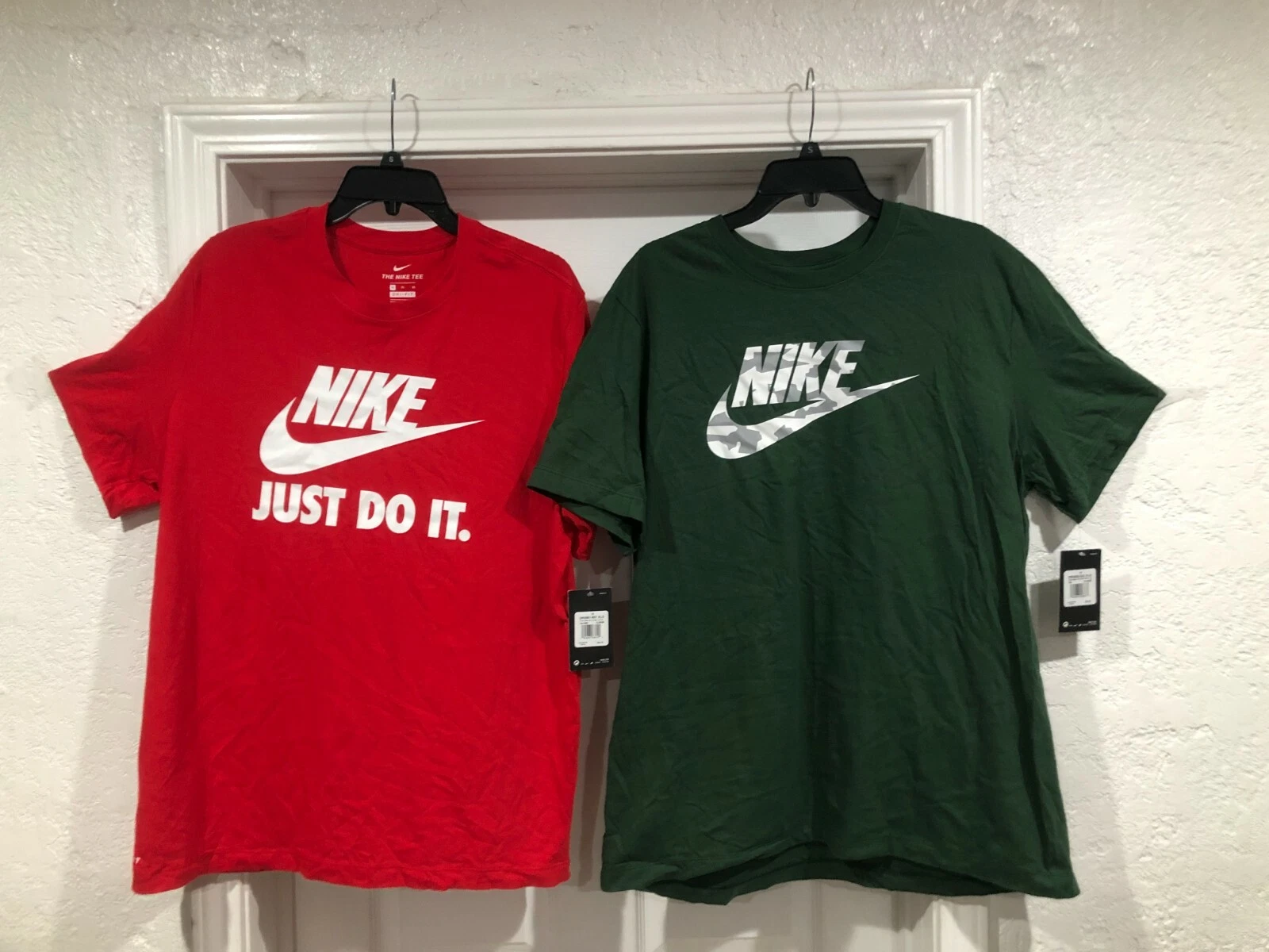 (2 PK) The Nike Tee Men’s XL Athletic Dri-Fit Crew Neck T-Shirt Red & Green NEW