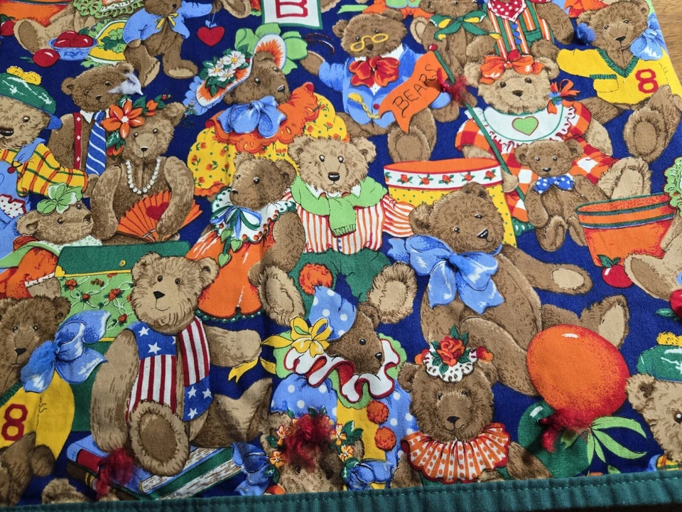 Edredón vintage hecho a mano para cuna de bebé Bears verde y brillante multi, 40"x34" Foto 3 de 4