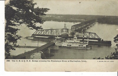 POSTCARD  BURLINGTON, IOWA, C B & Q R R BRIDGE CROSSING MISSISSIPPI RIVER B&W
