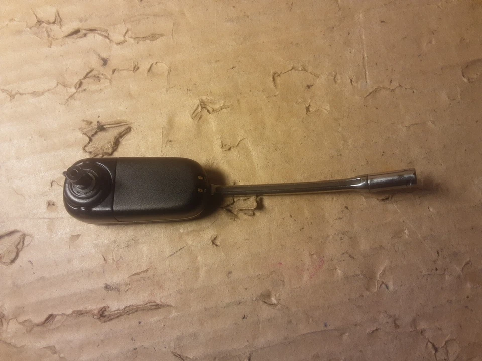 Plantronics WH500/A EURO DECT Wireless Headset Black / Silver for WO2A Base - Image 3 of 4