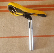 Selle velo course EXPLOR avec sa tige alu dia 41,45 saddle and seat post