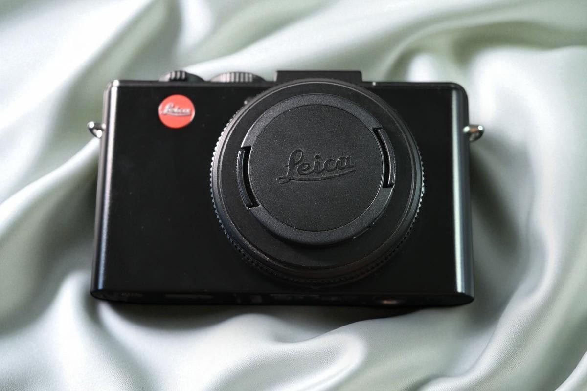 【元箱・ケース付き】 ライカ Leica D-LUX 6 ブラック #250 Near Mint] Leica D-LUX 6 BLACK 10.1 MP Compact Digital Camera w