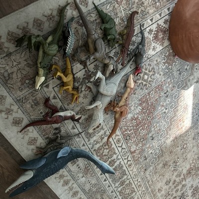 Jurassic Park/ Jurassic World lot dinosaurs Super Clean