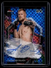 2024 Topps Finest UFC Blue Checkerboard Alexander Volkov Auto 11/75 #FA-AVV