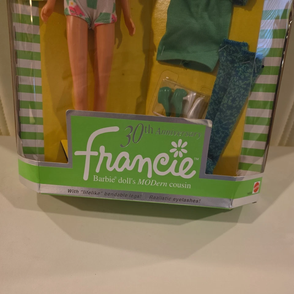 Muñeca reproducción Barbie 30 aniversario Francie #14609 Mattel 1997 en caja original Foto 4 de 4