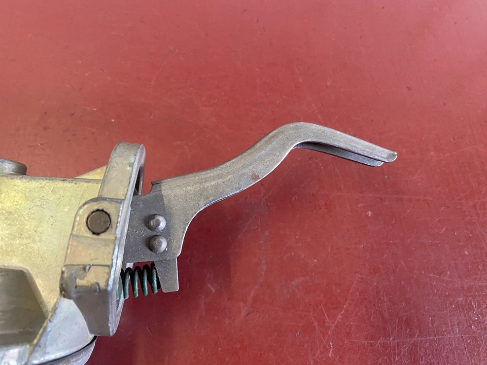 BOMBA SISTEMA COMBUSTIBLE 4843 PARA 1961 1962 1963 PONTIAC TEMPEST 4 CICLOS Foto 4 de 4