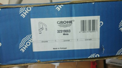 GROHE 32319003 Minta Single-Handle Pull-Out Sprayer Kitchen Faucet 1.75 GPM with