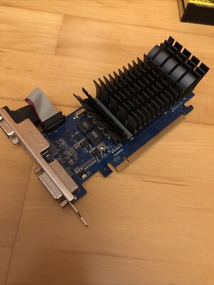 ASUS PCIe 2.0 Grafikkarte 210-SL-TC1GD3-L 1 GB DDR3 589 MHz VGA, DVI, HDMI