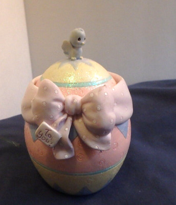 Hatched With Love 104849 Easter Chick Flowers Egg Precious Moments Enesco 2001