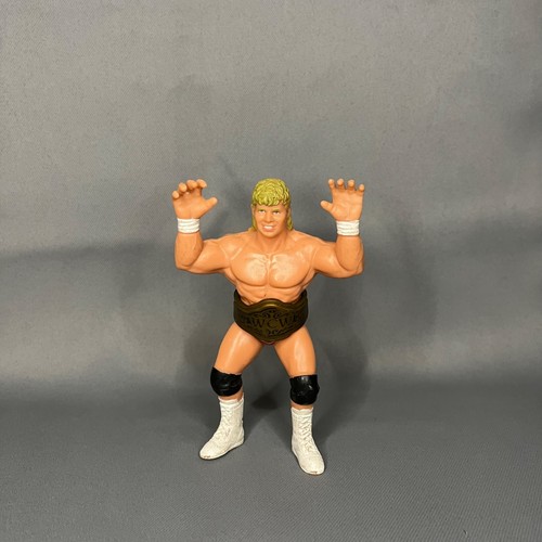 WCW Galoob - Flyin' Brian Pillman - Wrestling Figu...