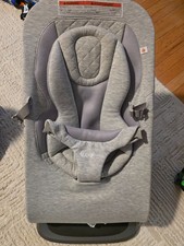 Ergobaby Evolve 3-in-1 Bouncer Light Grey Adjustable Baby Bouncer Seat-USED