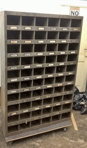 Shelves/Storage Racks Warehouse /Parts Shelving