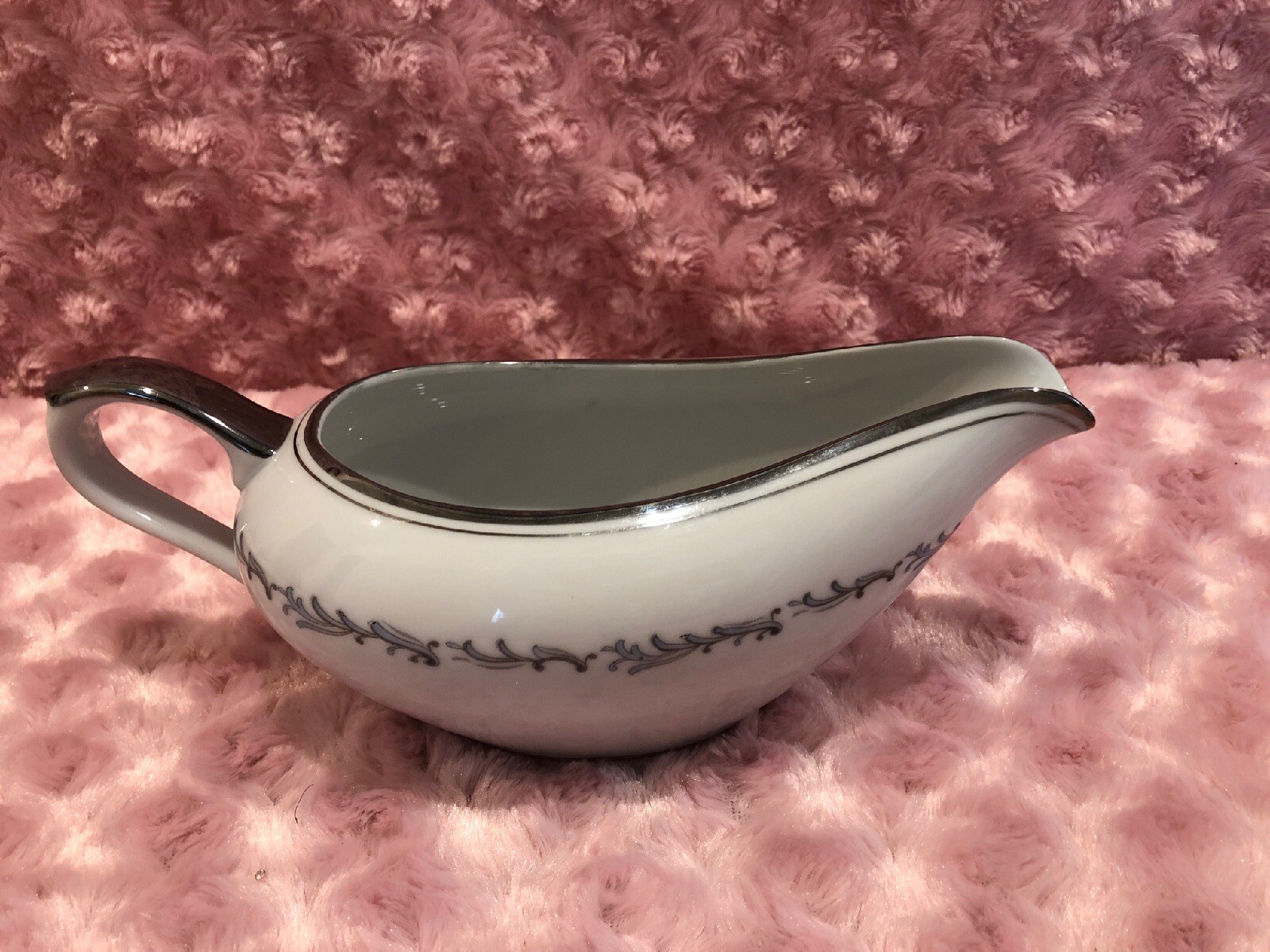 Empress China Celebration 7 Piece Serving Set With Blue Scrolls