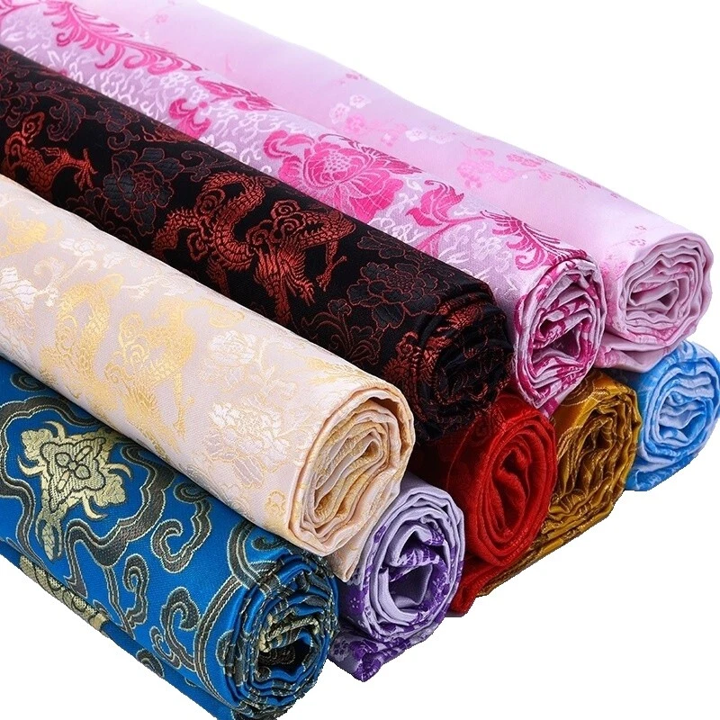 Géneros artesanales de satén de seda