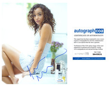 Ashley Madekwe Signed Autographed 8x10 Photo Salem Revenge Actress ACOA COA