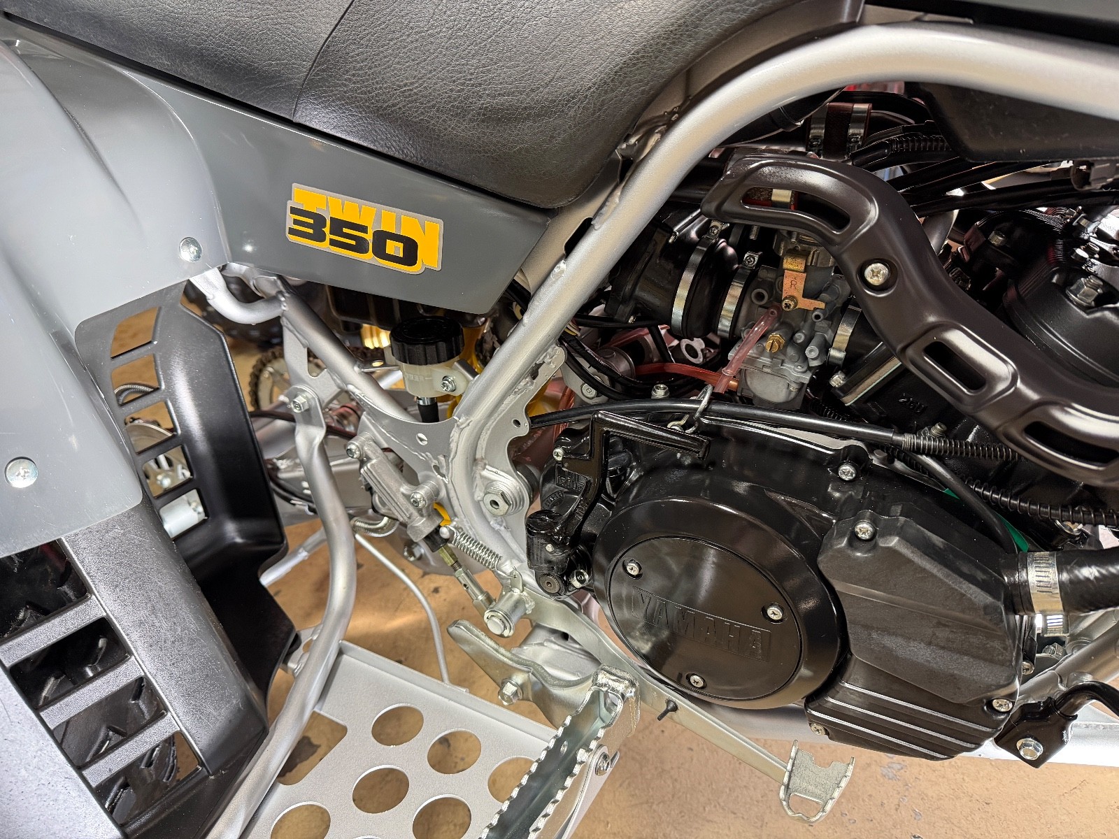 YAMAHA BANSHEE OEM/NOS