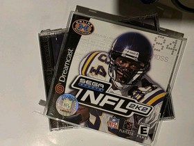 Sega Dreamcast Bundle w/ Games/Controlers/Wires