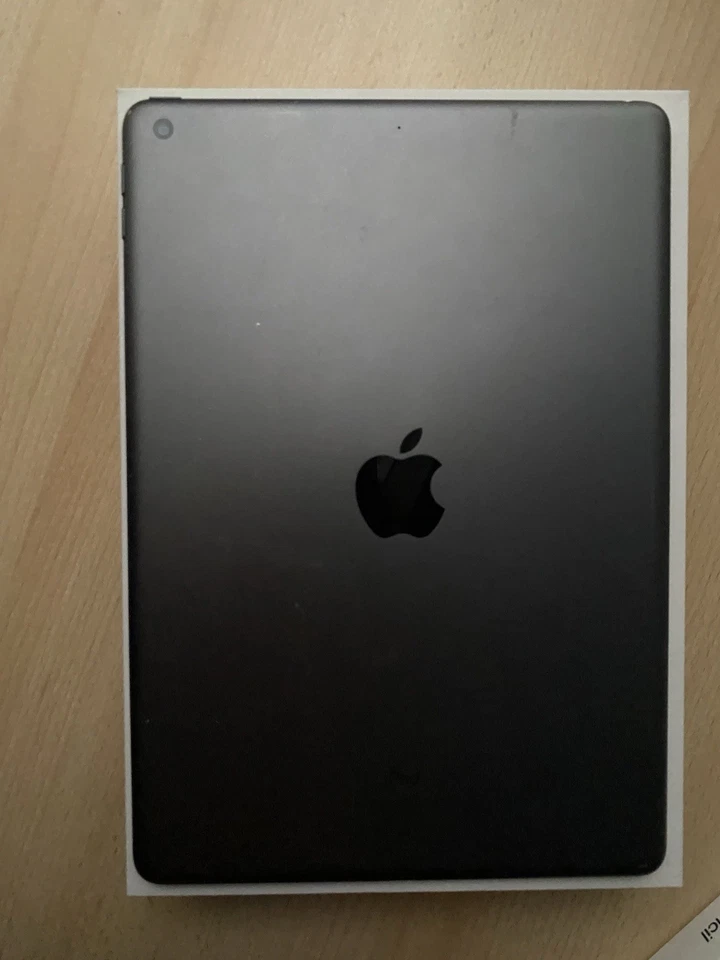 Apple iPad (9th generation) · 256GB · Wi-Fi, foto 4 di 5