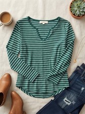 LOFT Women s Green/White Striped Waffle-Knit V-Neck Pullover Sweater M