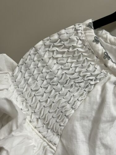 Innika Choo Linen White Floral Embroidered Top Sz 1 (item 12.5) - 第 3/10 張圖片