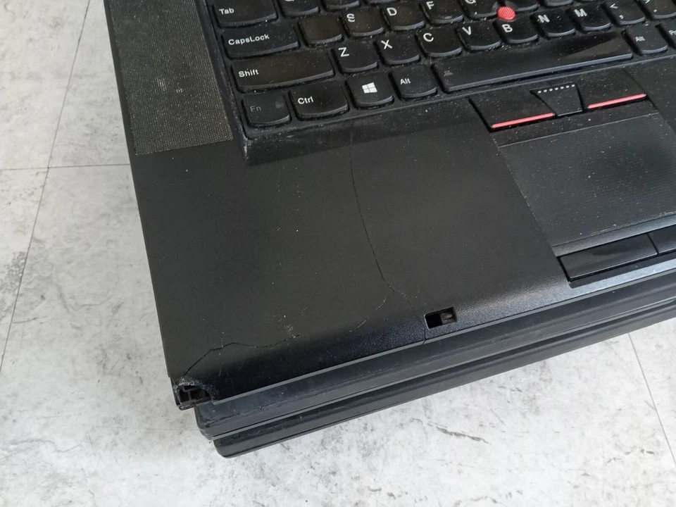 Lot of 4 - Lenovo ThinkPad T520 T530 15" Laptops Intel i5 *PARTS / REPAIR* -RR - Image 4 of 4