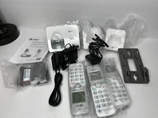 At&T 3 handset phone system with caller id/call waiting EL51303 DE 6.0 Open Box