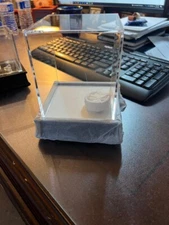 NEW BASEBALL HOLDER W/MIRRORED BASE Plastic cover Smoke Free Environment