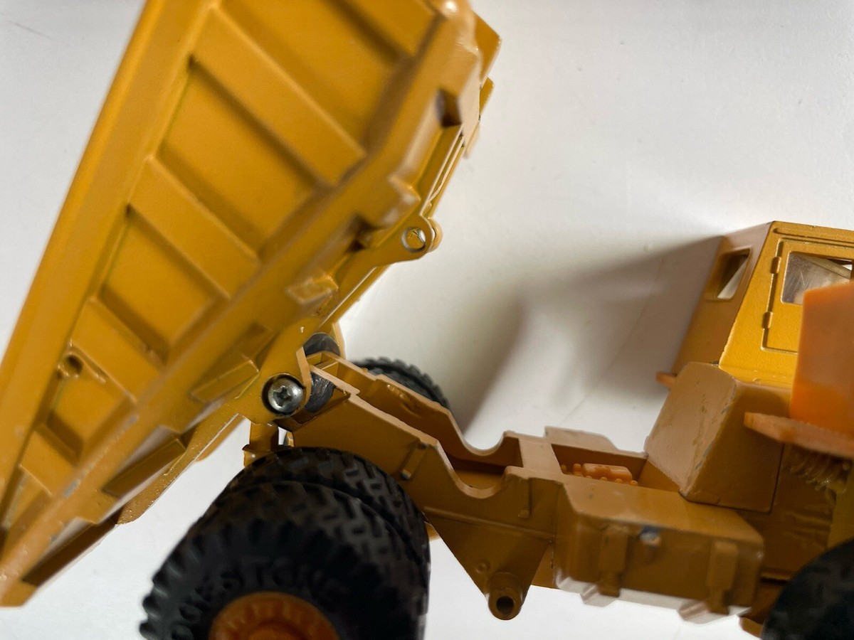 Yonezawa Komatsu Dump Truck Diapet HD320 2 Diecast 1:60 READ | eBay
