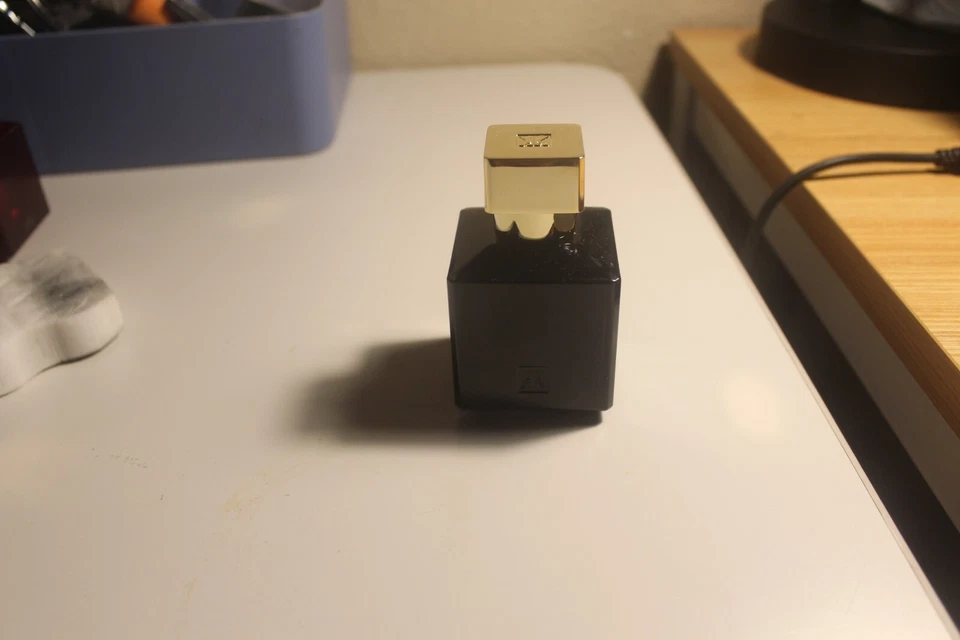 Maison Francis Kurkdjian OUD Extrait de Parfum  2.4 oz / 70 ml - Image 3 of 3