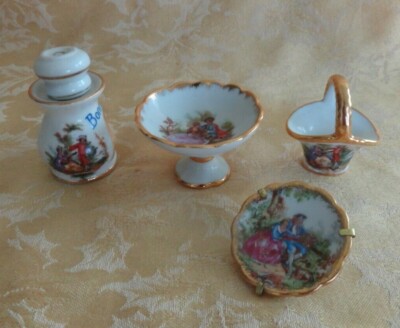 4 Pcs Limoges Porcelaine Miniature Items Courting Couple Pattern W/ Gold Gilt