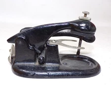 VINTAGE EUGENE DIETZGEN CAST IRON DRAFTING INK STAND #2745 - VERY GOOD CONDITION