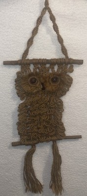 Vtg Boho 70s Handmade Macrame Owl Wall Hanging Jute Driftwood Hippie Rope 31 In