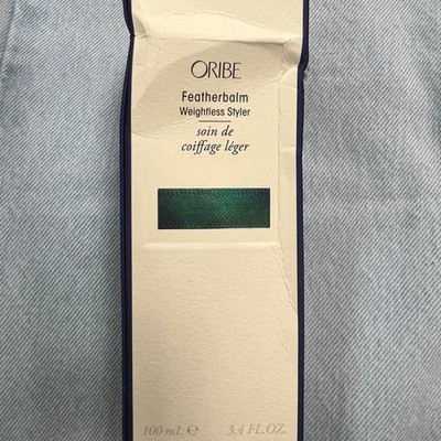  Oribe Featherbalm weightless styler