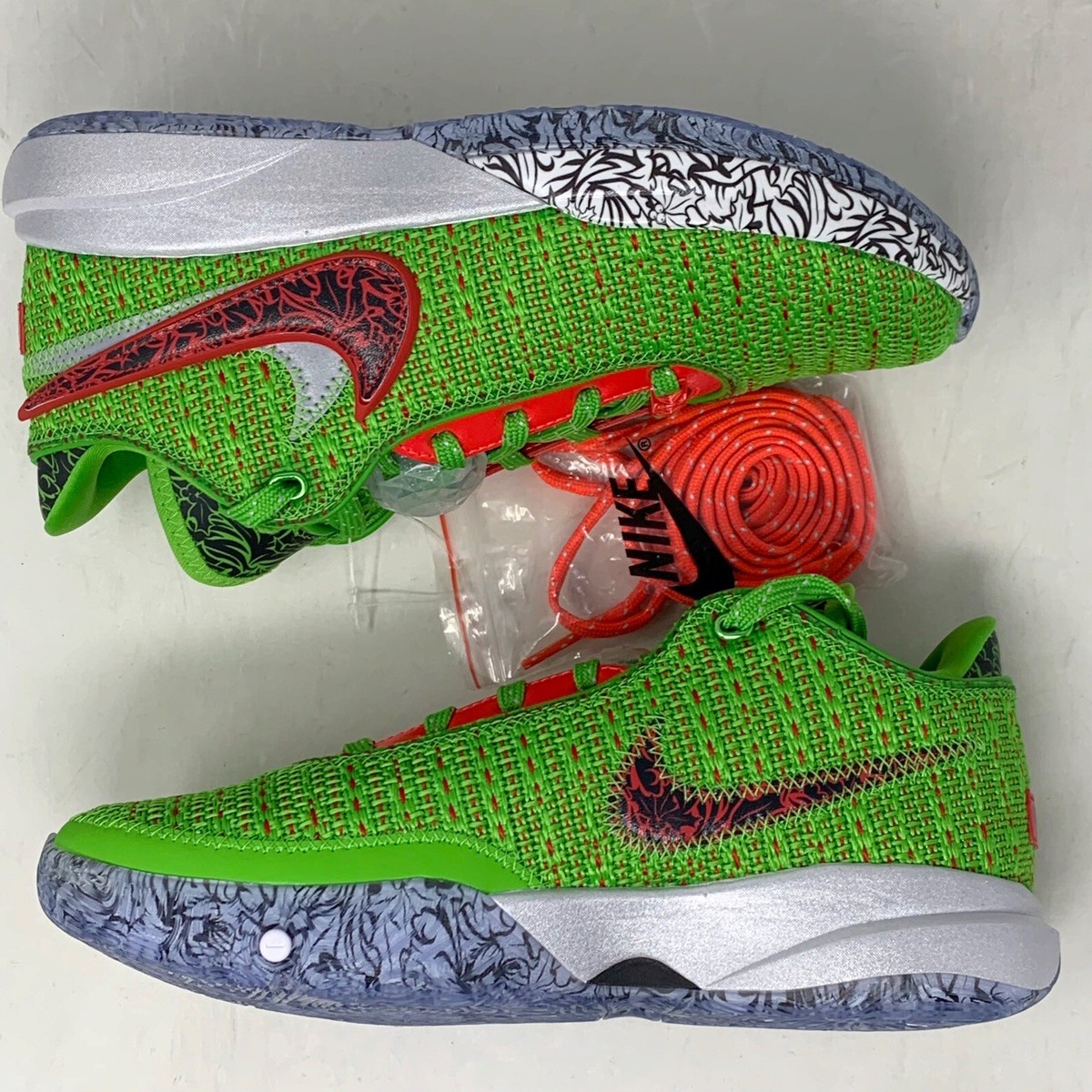 Nike Lebron XX 20 'Stocking Stuffer' Green Sneakers, Size 6Y Nike Lebron XX 20 'Stocking Stuffer' Green Sneakers, Size 6Y