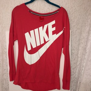 red and white nike shirt women's