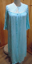 FLAIR LINGERIE vintage robe 100 nylon union made in the USA size medium