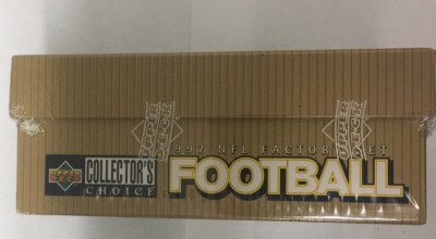 1997 Upper Deck Collector's Choice Football Set 330 Card Box